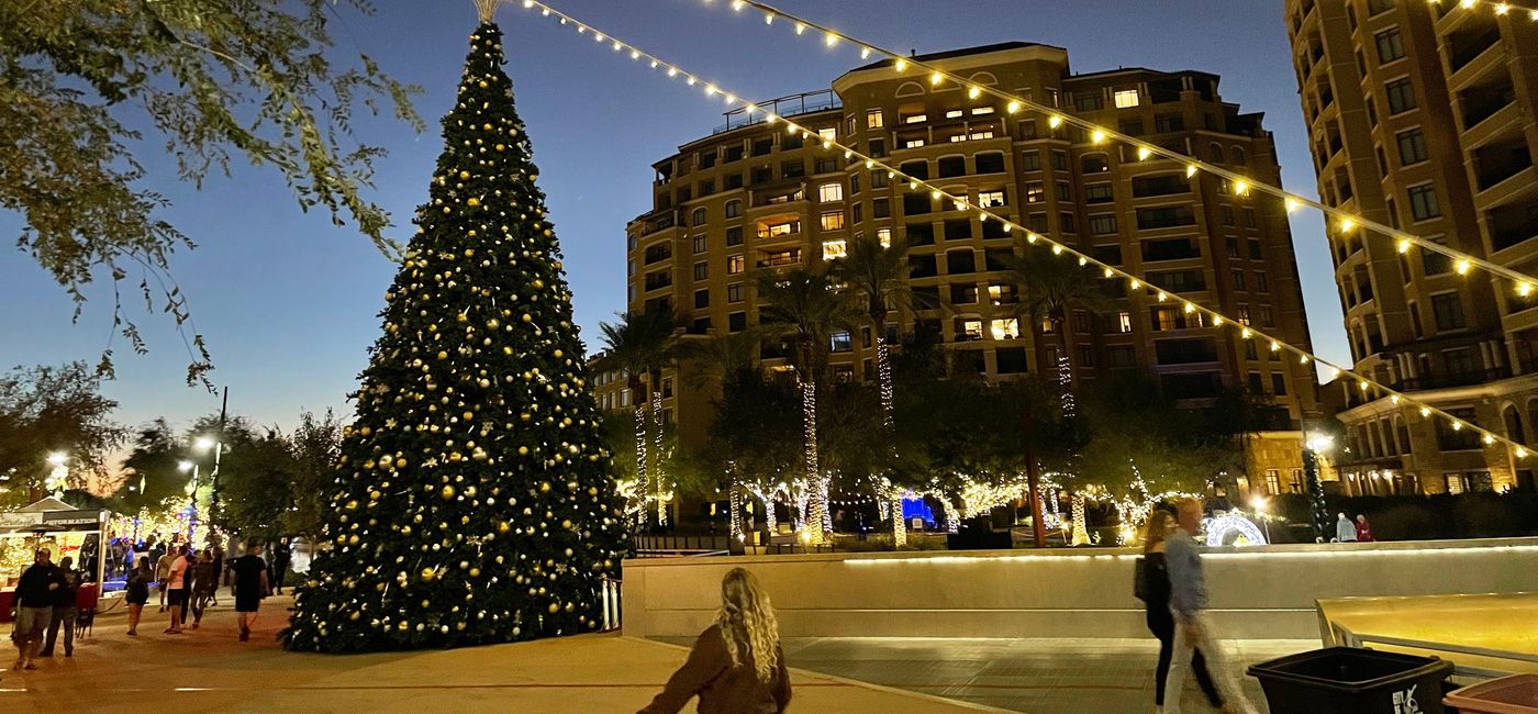 Image: Christmas in Old Town Scottsdale, Arizona. (photo by Patrick Clarke)
