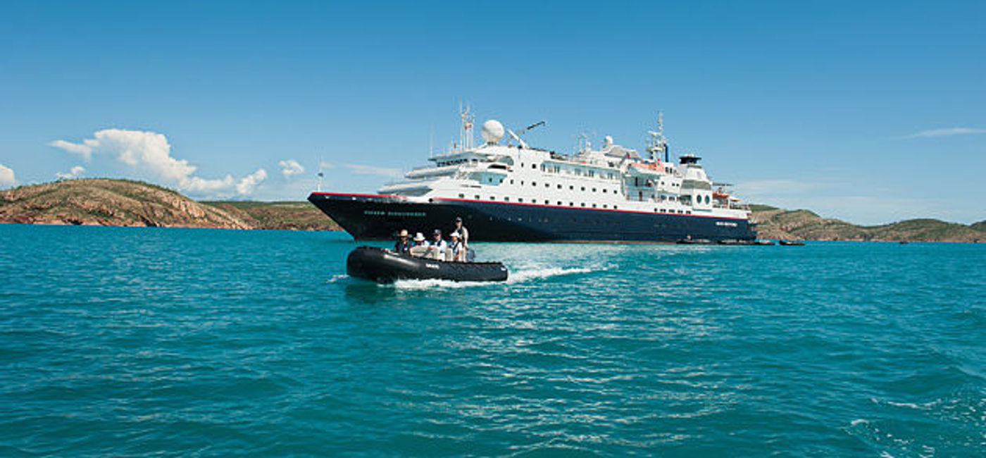 Image: PHOTO: Silversea's Silver Discoverer and Zodiac. (photo courtesy of Silversea) (SIlversea)