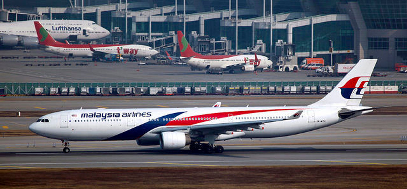 Image: PHOTO: Malaysia Airlines plane on runway. (photo via Flickr/byeangel)