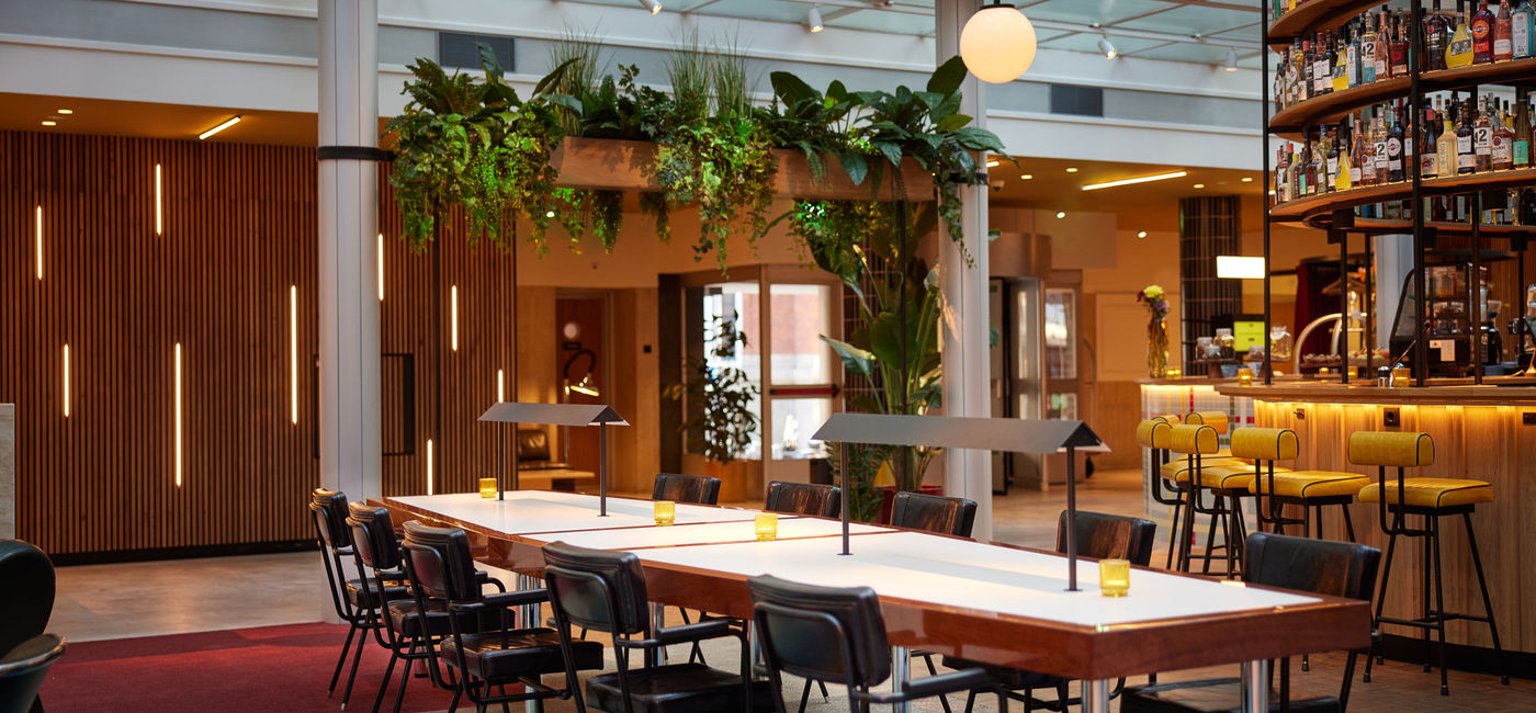 Image: Motto by Hilton Rotterdam Blaak lobby. (photo via Hilton Media)