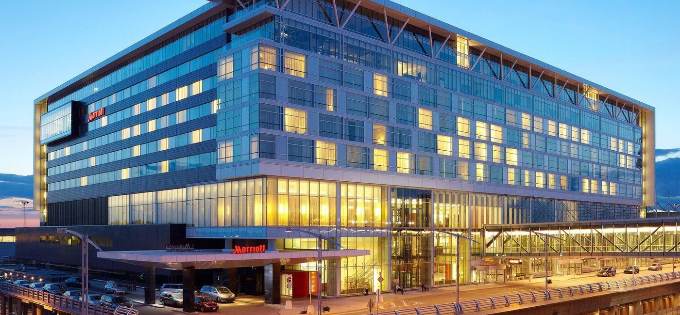 Image: L'hôtel Marriott Terminal Aéroport de Montréal fait partie des établissements approuvés par Ottawa pour la quarantaine à l'hôtel (PHOTO: courtoisie de Marriott International)