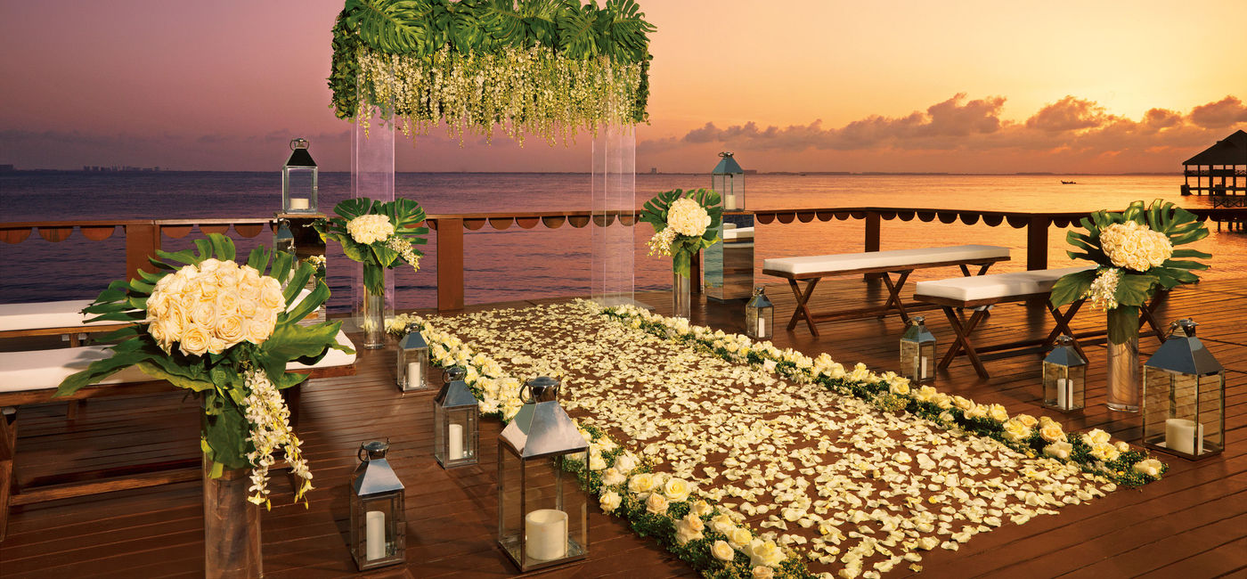 Image: PHOTO: A wedding setup at Zo?try Villa Rolandi Isla Mujeres Cancun. (photo via AMResorts)