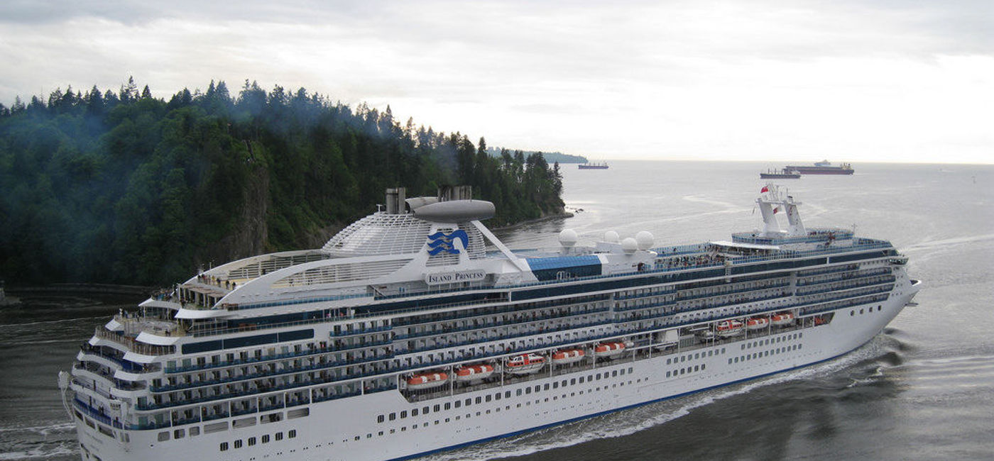 Image: PHOTO: Princess Cruises' Island Princess. (photo via Flickr/Serguei Mourachov)
