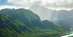 Hawaiian mountain range.