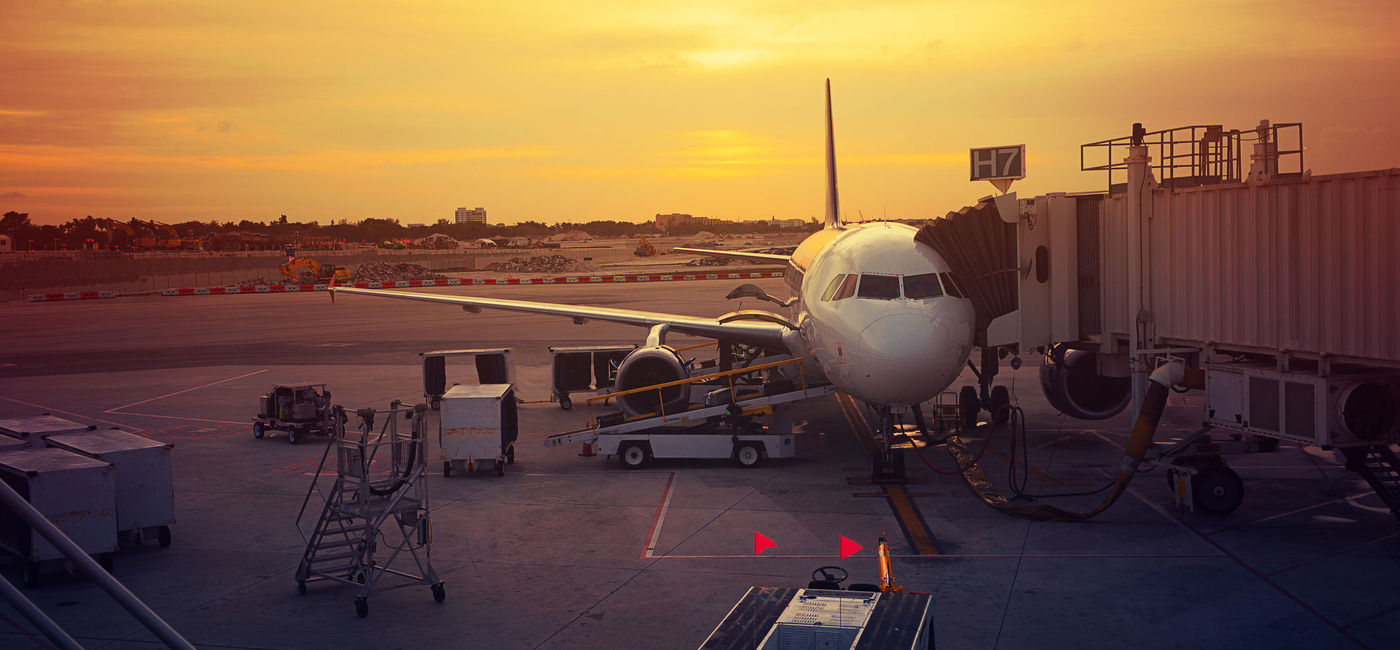 Image: PHOTO: Plane at the gate at Fort Lauderdale Airport (Photo via THEPALMER / E+ / Getty Images)