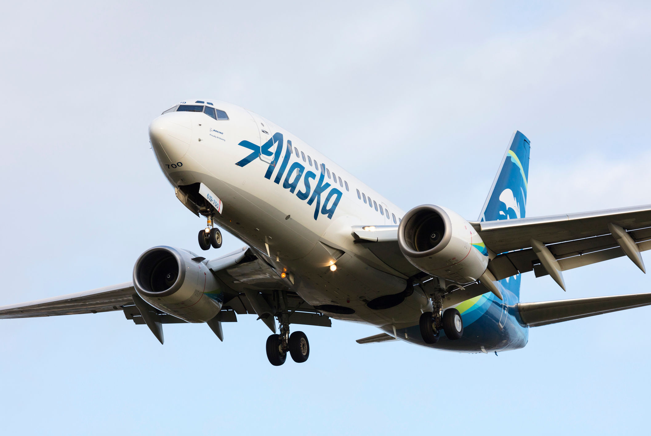 Alaska Airlines Adds Nonstop Flights From Anchorage to New York