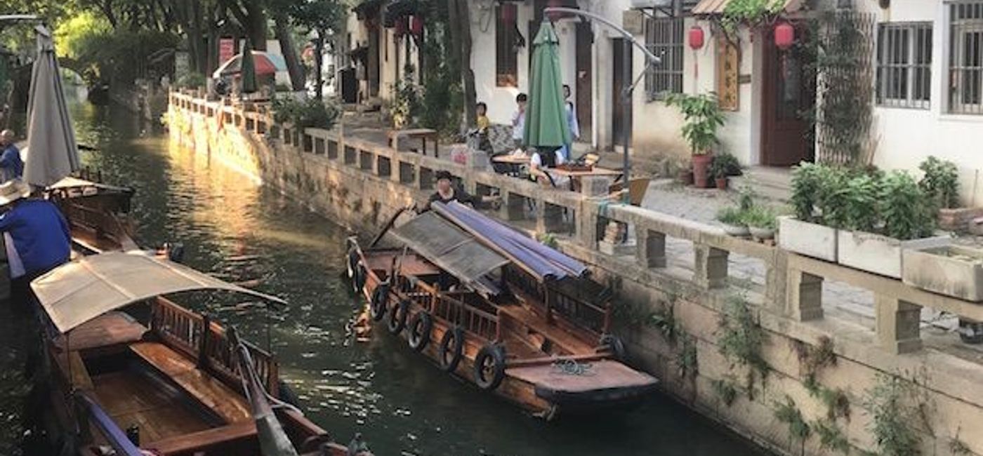 Image: PHOTO: The canals of Tongli Water Town in Suzhou. (photo by Mia Taylor)