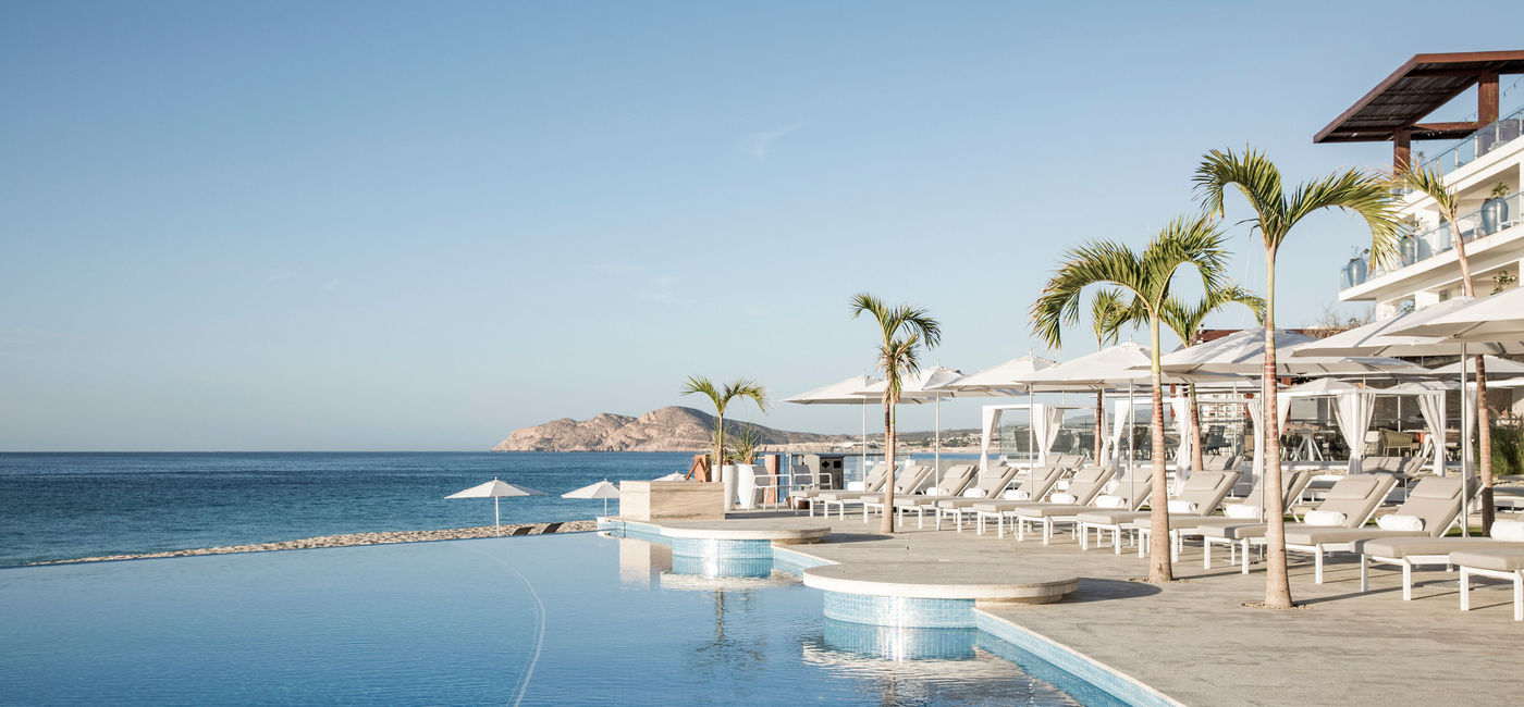 Image: PHOTO: One of Le Blanc Spa Resorts' relaxing pool areas. (photo via Palace Resorts) (Le Blanc Spa Resorts)