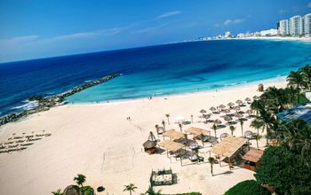 Playa Hotels & Resorts Celebrates Its 10th Anniversary in Cancun