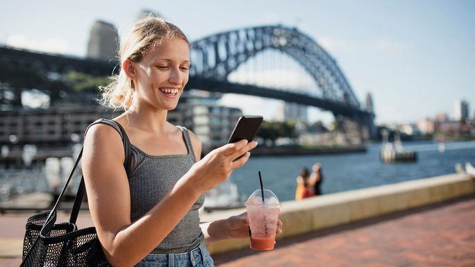 Solo female traveler in Sydney Australia Solo female traveler in Sydney Australia