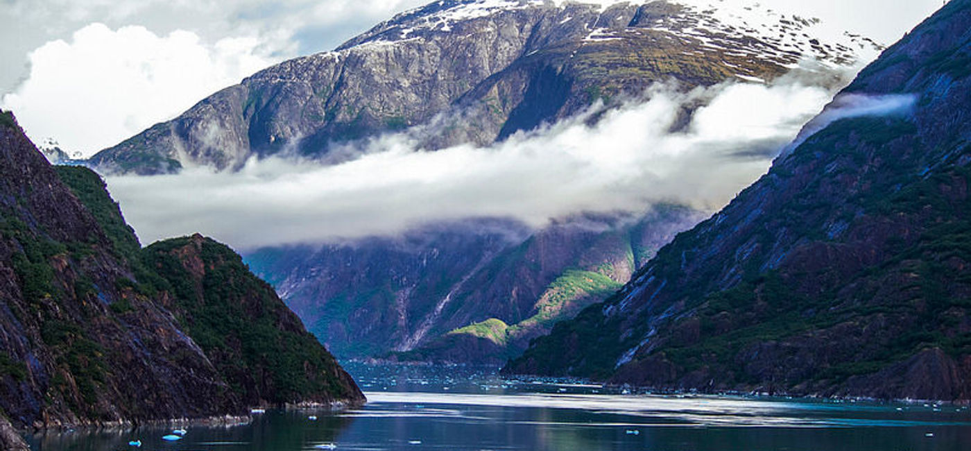 Image: PHOTO: Tracy Arm Fjord entry, Alaska. (photo via Flickr/Ian D. Keating)