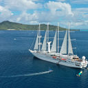 Windstar ships in Tahiti