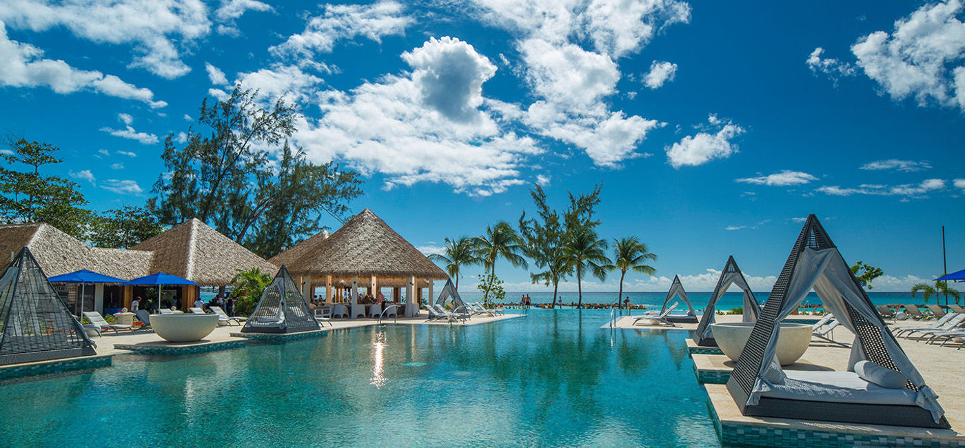 Image: Pool at Sandals Royal Barbados. (photo courtesy of Sandals Resorts)