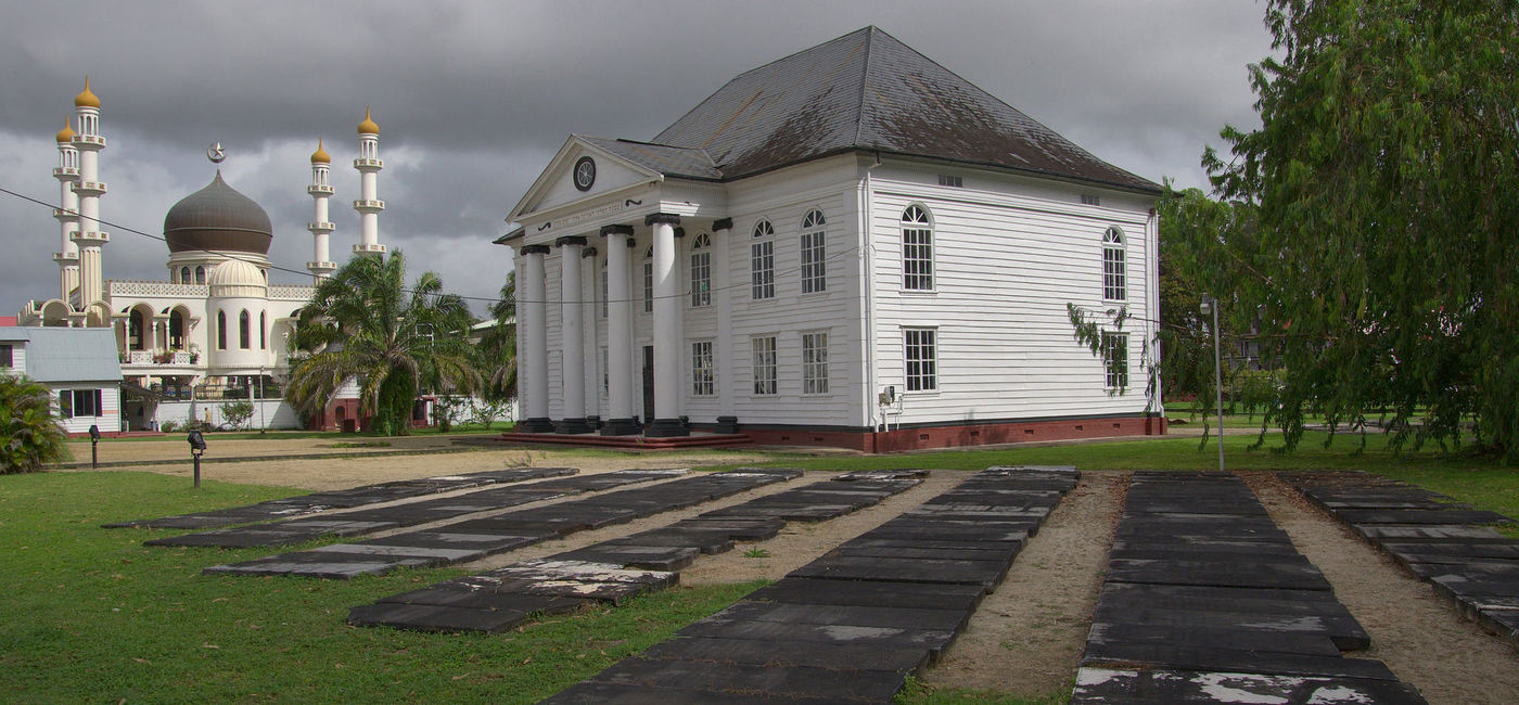 Image: PHOTO: Paramaribo District, Suriname. (photo via Flickr/Rob Oo)
