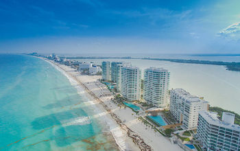 An expansive view of Cancun 