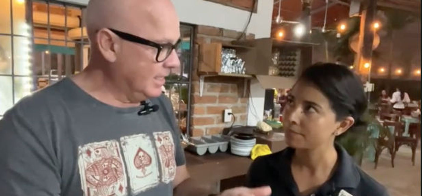 Image: John Kirk discovers the Versalles district of Puerto Vallarta. (TravelPulse Canada)