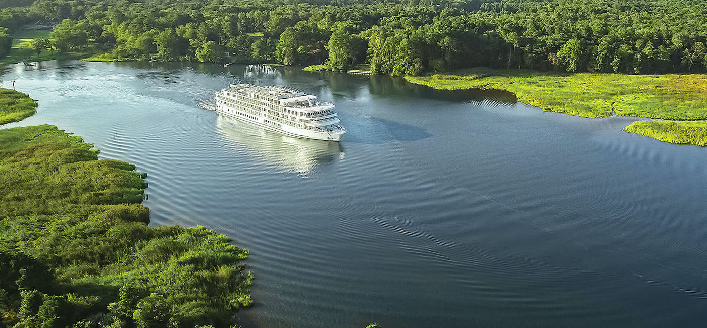 Image: American Symphony. (photo via American Cruise Lines)