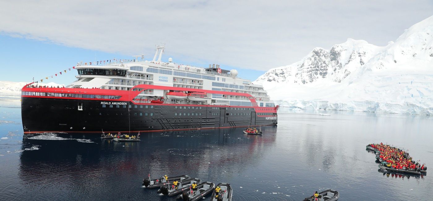Image: PHOTO: Hurtigruten officially names MS Roald Amundsen in Antarctica. (photo via Hurtigruten)