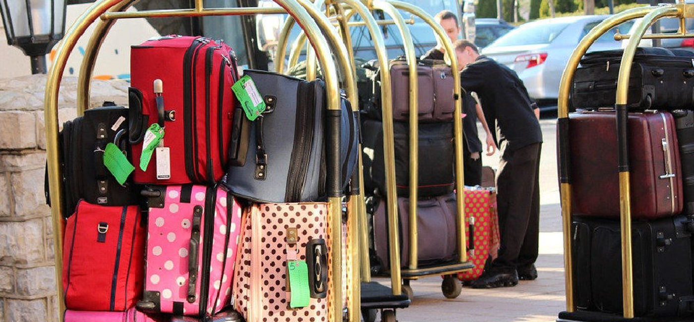 Image: PHOTO:  Overpacking is a common travel mistake. (photo via Pixabay/James DeMers)