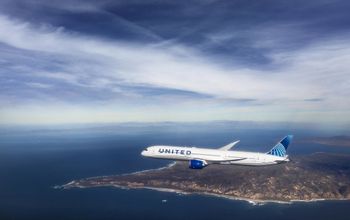United airplane in flight.