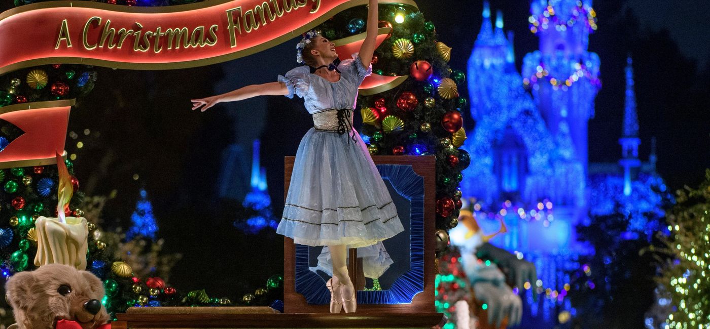 Image: ‘A Christmas Fantasy’ Parade at Disneyland Park. (photo via Disneyland Resort Media)