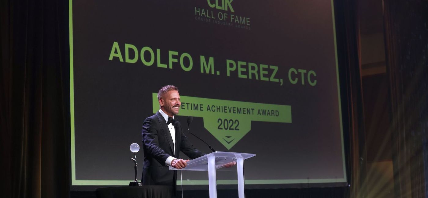 Image: Perez was inducted in the CLIA Hall of Fame. (photo via Carnival Cruise Line) (Carnival Cruise LIne)