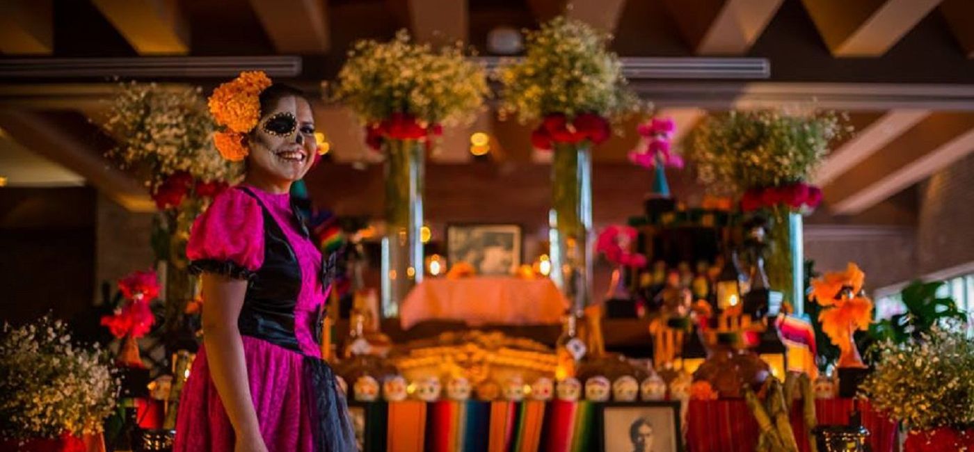 Image: PHOTO: Dia de Los Muertos celebration. (photo via Velas Resorts)
