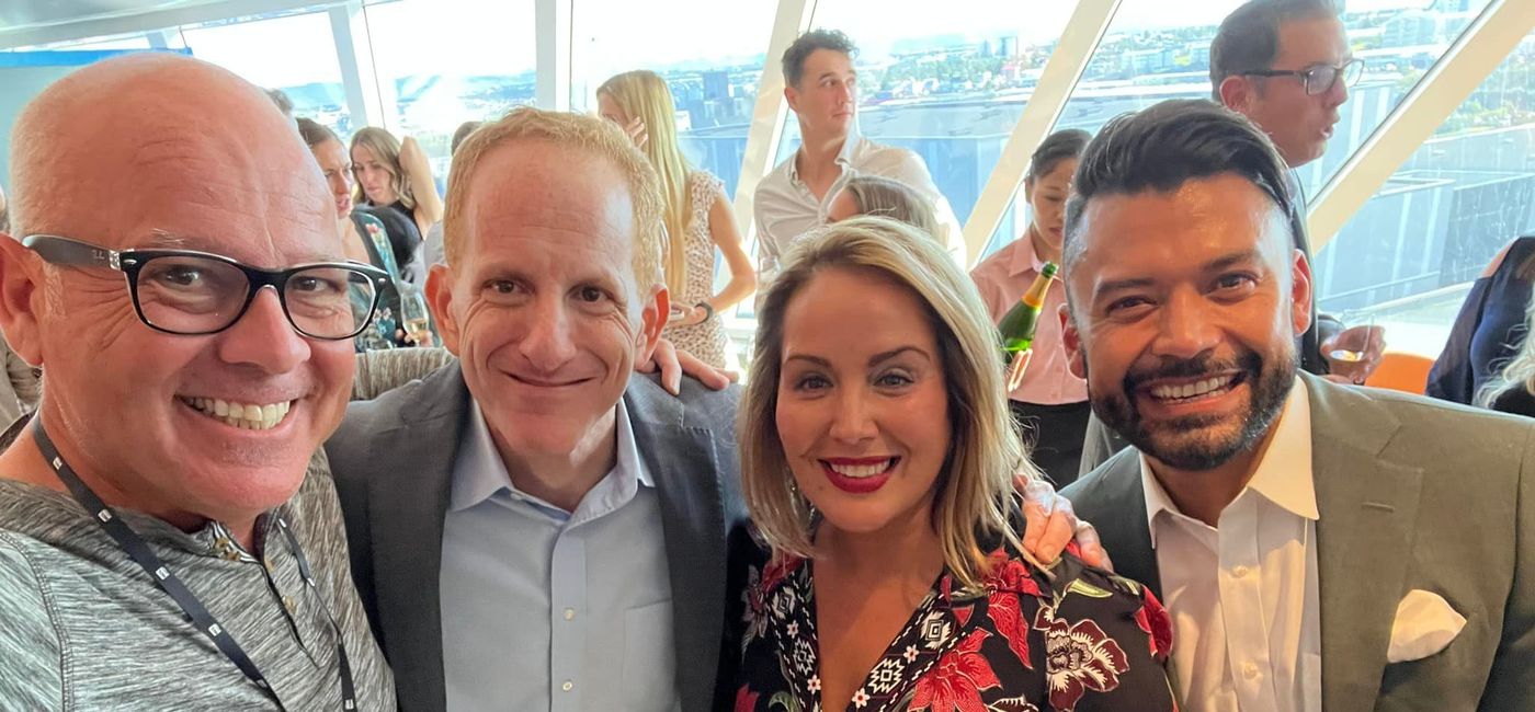 Image: TravelPulse with NCL team on Prima (TravelPulse with NCL team on Prima)