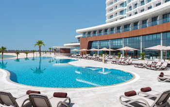 The pool at Hampton by Hilton Marjan Island