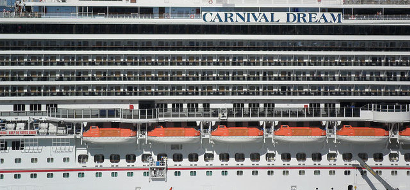 Image: PHOTO: Carnival Dream close up. (photo via Flickr/arctic_whirlwind)