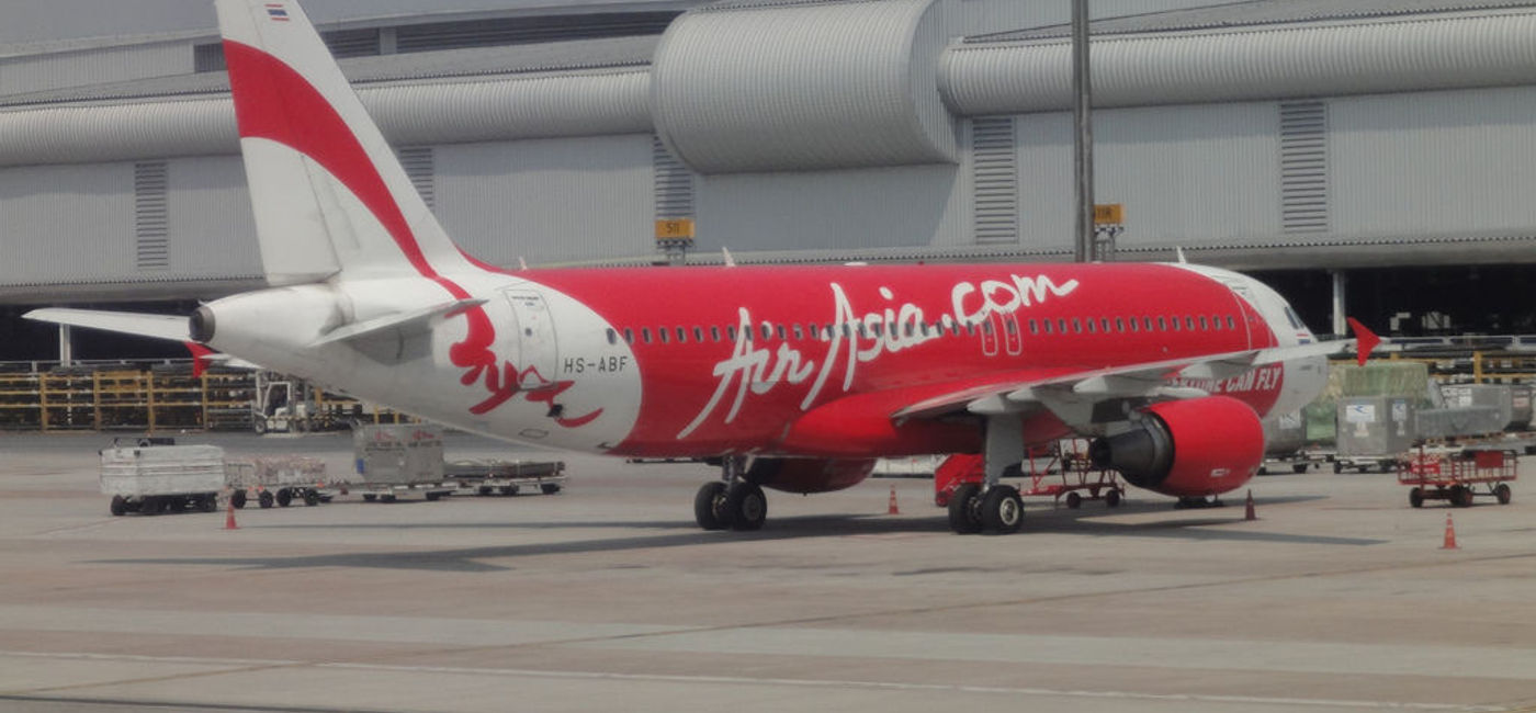 Image: PHOTO: An Air Asia plane. (photo via Flickr/Marufish) 