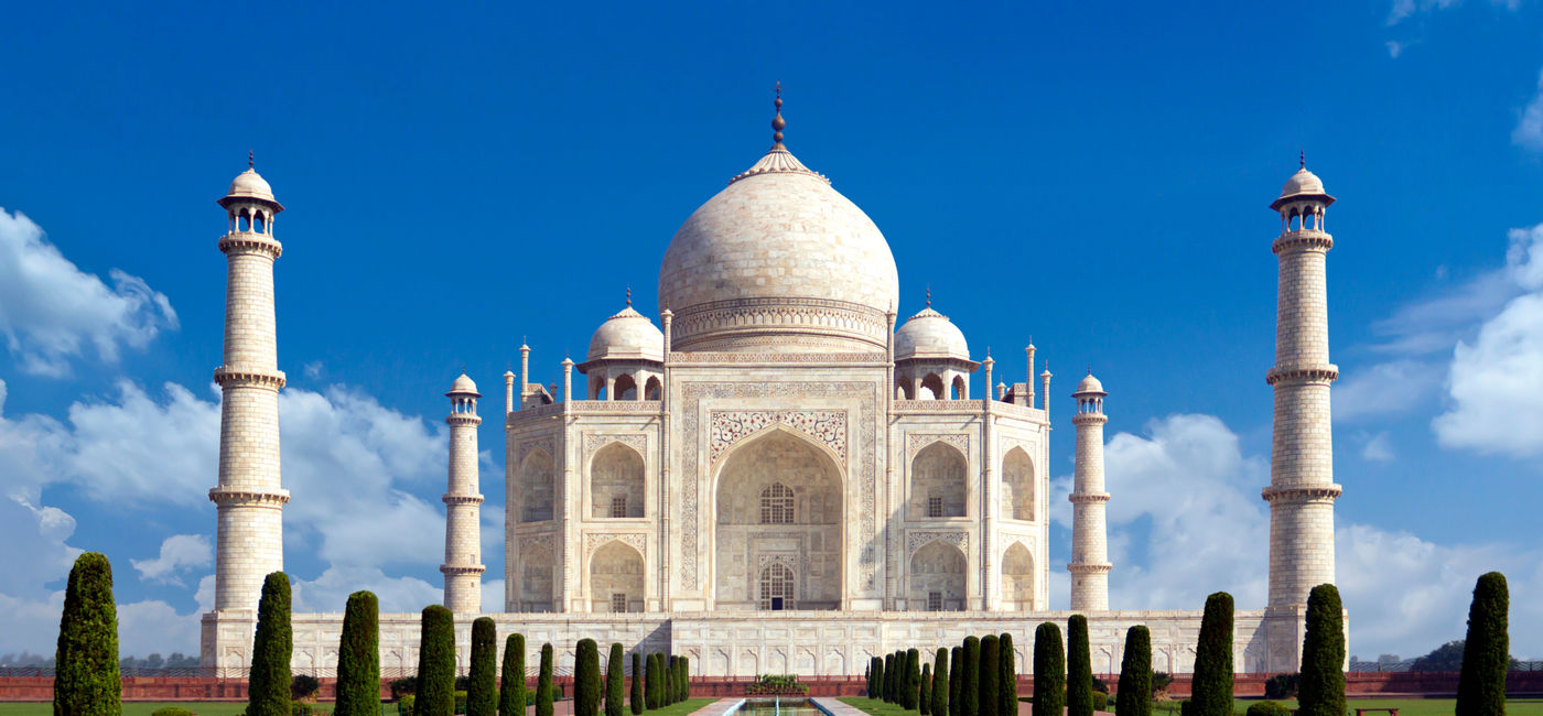 Image: PHOTO: Taj Mahal, Agra, India. (photo via somchaisom/iStock/Getty Images Plus)