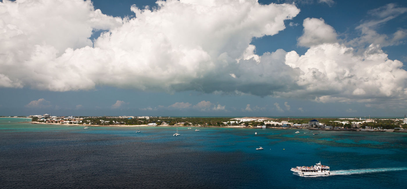Image: GCCP travelers are authorized to live and work in the Cayman Islands for up to two years. (photo via unclegene/iStock/Getty Images Plus)
