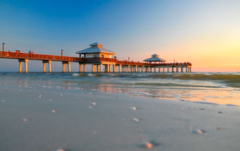 Low camera angle, late afternoon, Fort Myers Beach, Florida. (photo via fotoguy22 / iStock / Getty Images Plus)