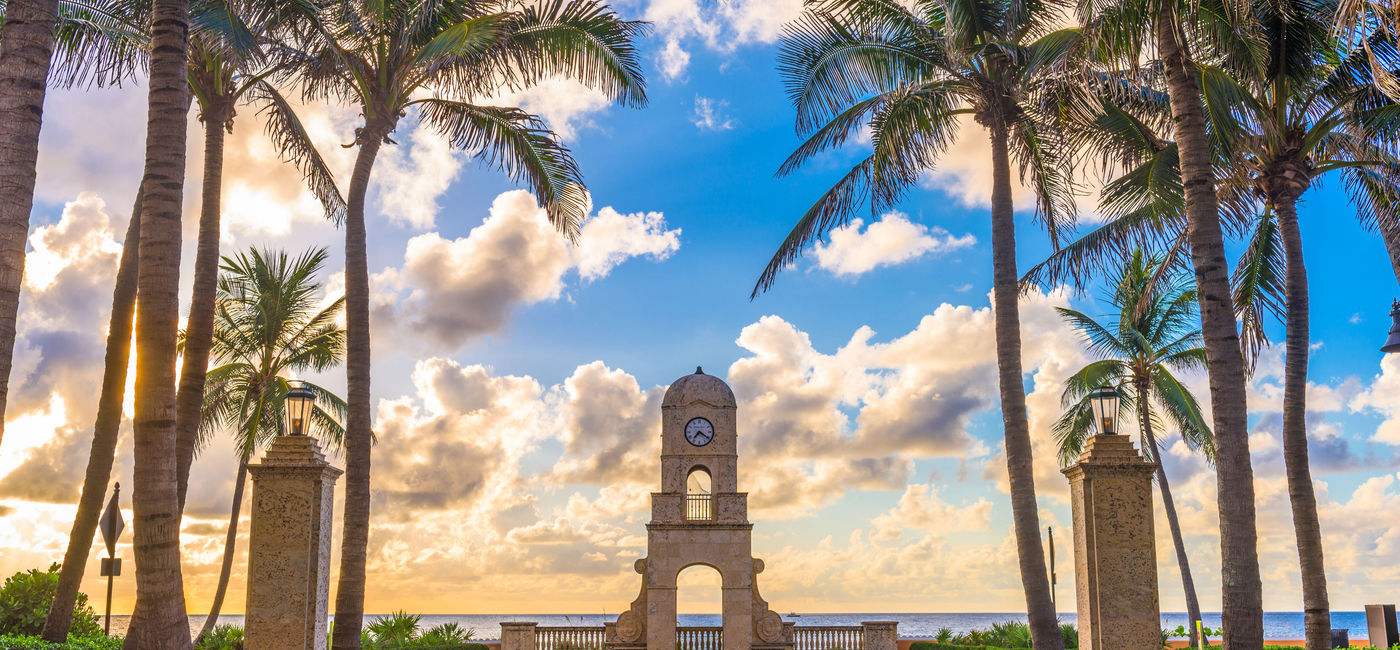 Image: PHOTO: Palm Beach, Florida, USA clock tower on Worth Ave. (Sean Pavone / iStock / Getty Images Plus)
