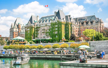 Beautiful view of Inner Harbour of Victoria, British Columbia, Canada. (photo via bluejayphoto / iStock / Getty Images Plus)