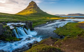 Iceland: Land of Fire & Ice 