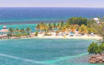 Travel Agent Mark Hennigan talks holiday travel