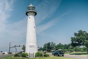 The Hot List: 5 Things to Do in Coastal Mississippi