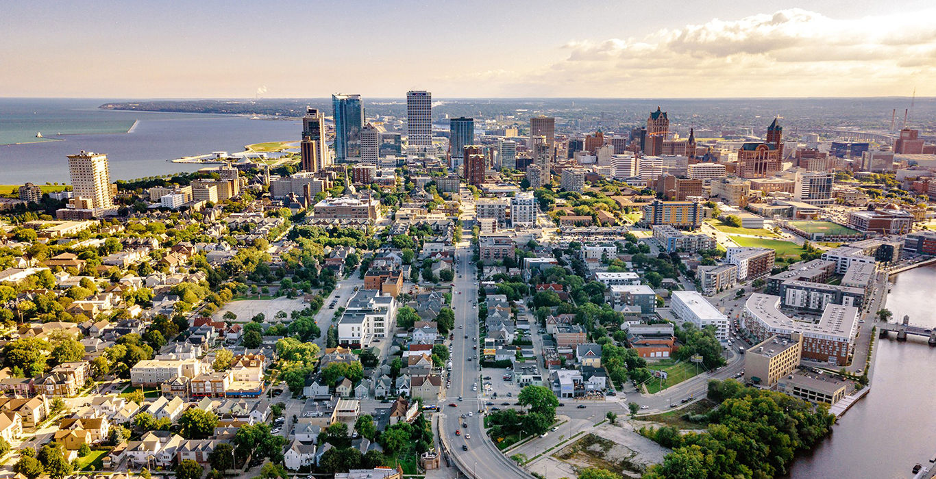 milwaukee-wisconsin-skyline