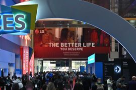 CES-2022-show-floor-2