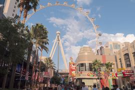 Caesars Entertainment to Sell Linq Promenade