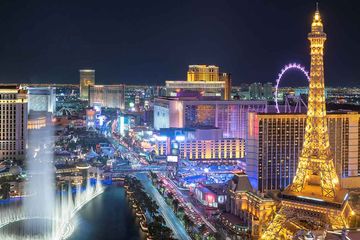 Las Vegas Hospitality Workers Overwhelmingly Vote to Strike
