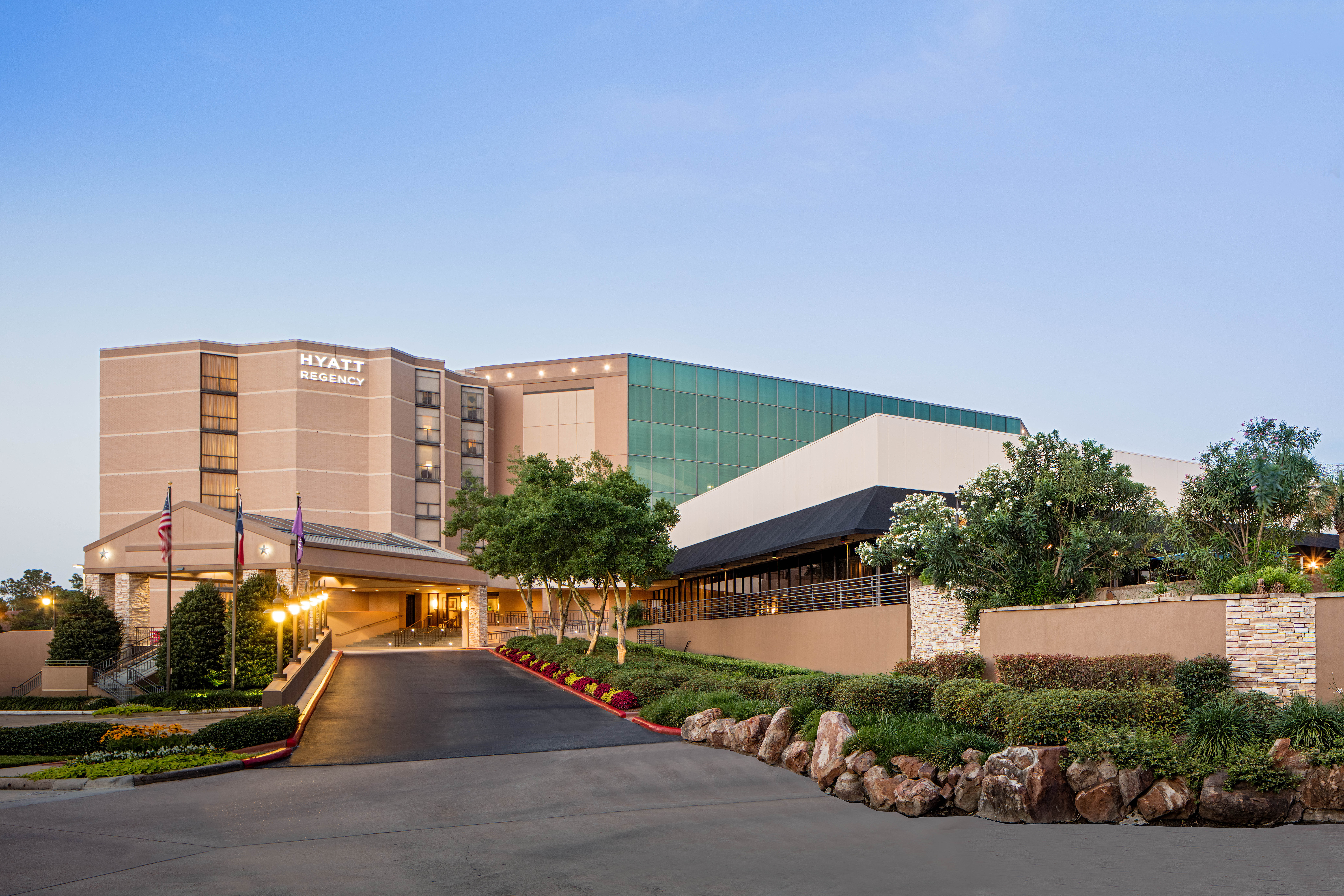 Hyatt-Regency-Houston-Intercontinental-Airport