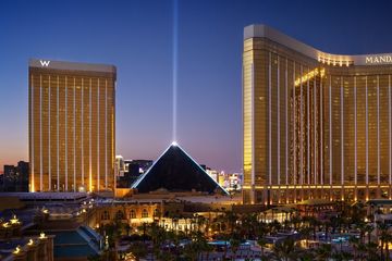 Hotel Giants Up Vegas Strip Exposure With Partnerships