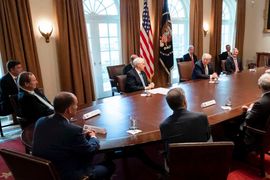 White-House-Meeting-Hotel-Execs-Coronavirus