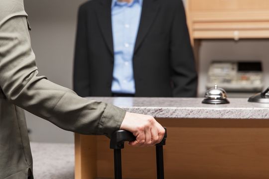 Hotelier Outlook Check In
