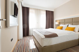 Hotels-Coronavirus-Hospitality-Healthcare-Workers