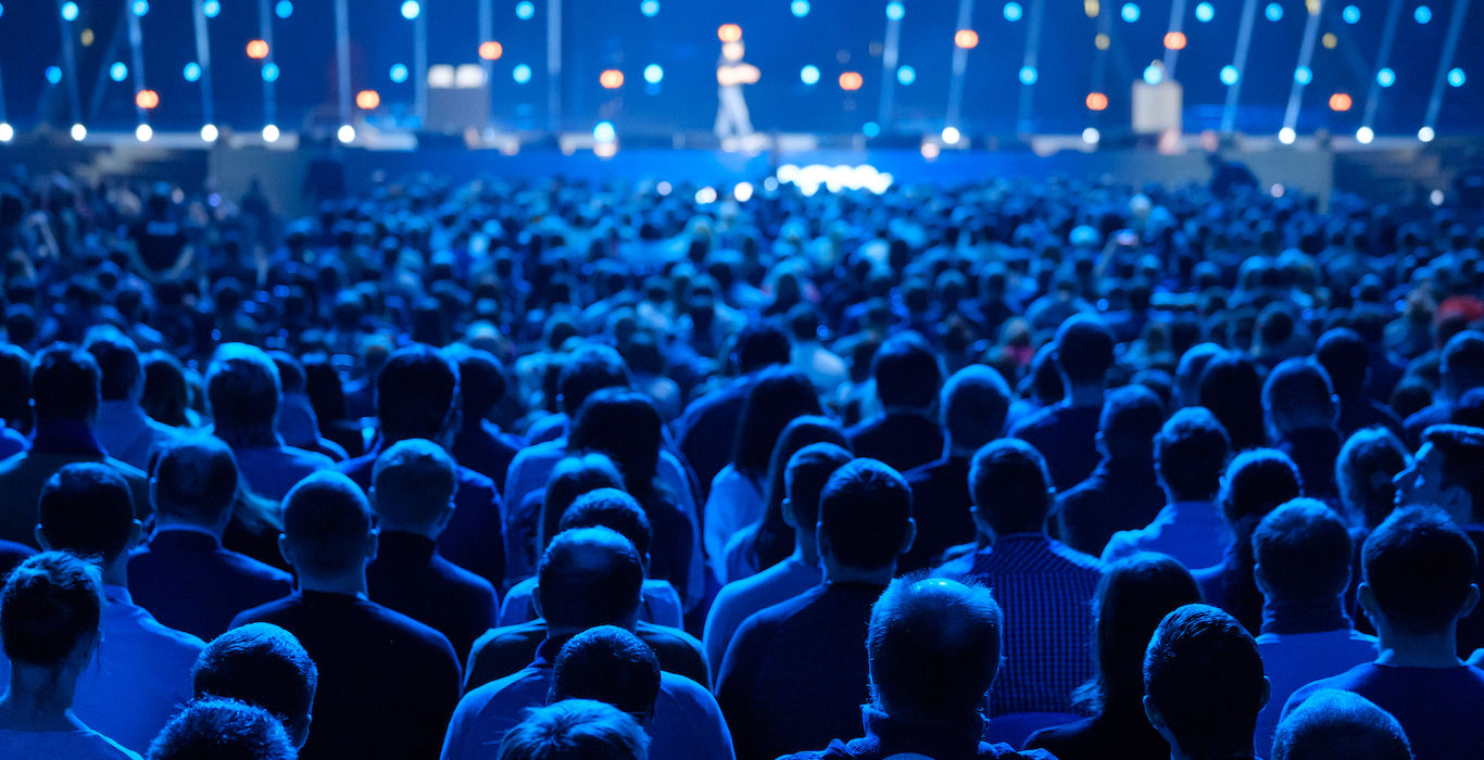 Crowd So Blue Big Session Getty