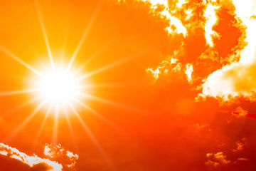 Record-Breaking Heat Wave Continues This Weekend